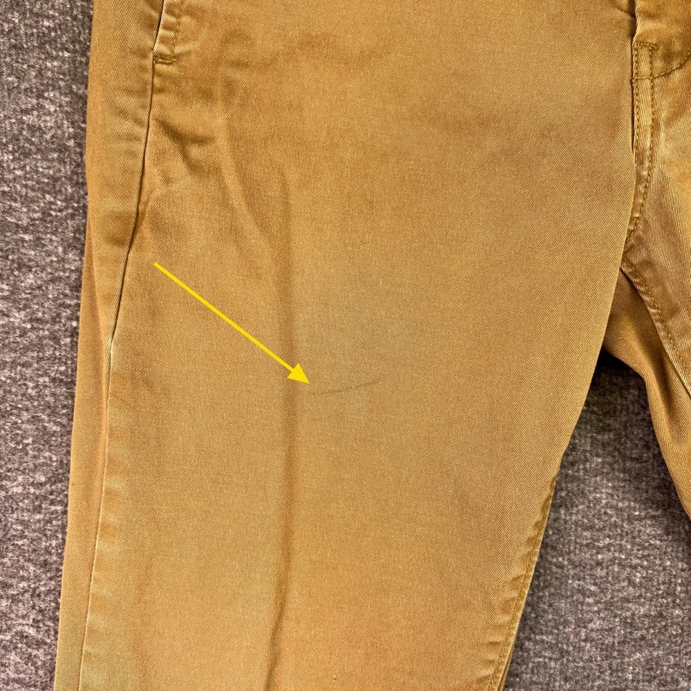 Levi's Men's Chinos in Mustard
